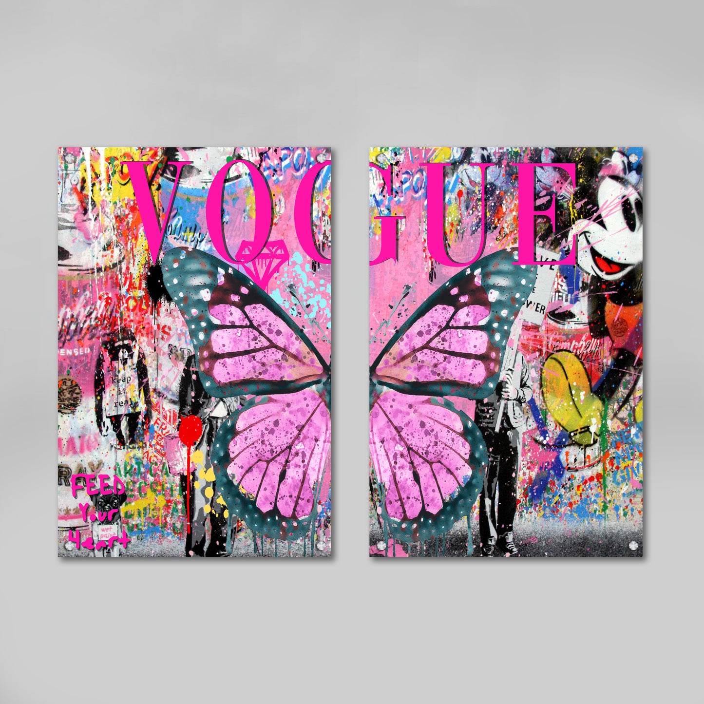 Cuadro Vogue Arte Urbano: Obra de arte díptico que presenta una mariposa rosa vibrante sobre un fondo de graffiti, que incorpora el logotipo de Vogue.