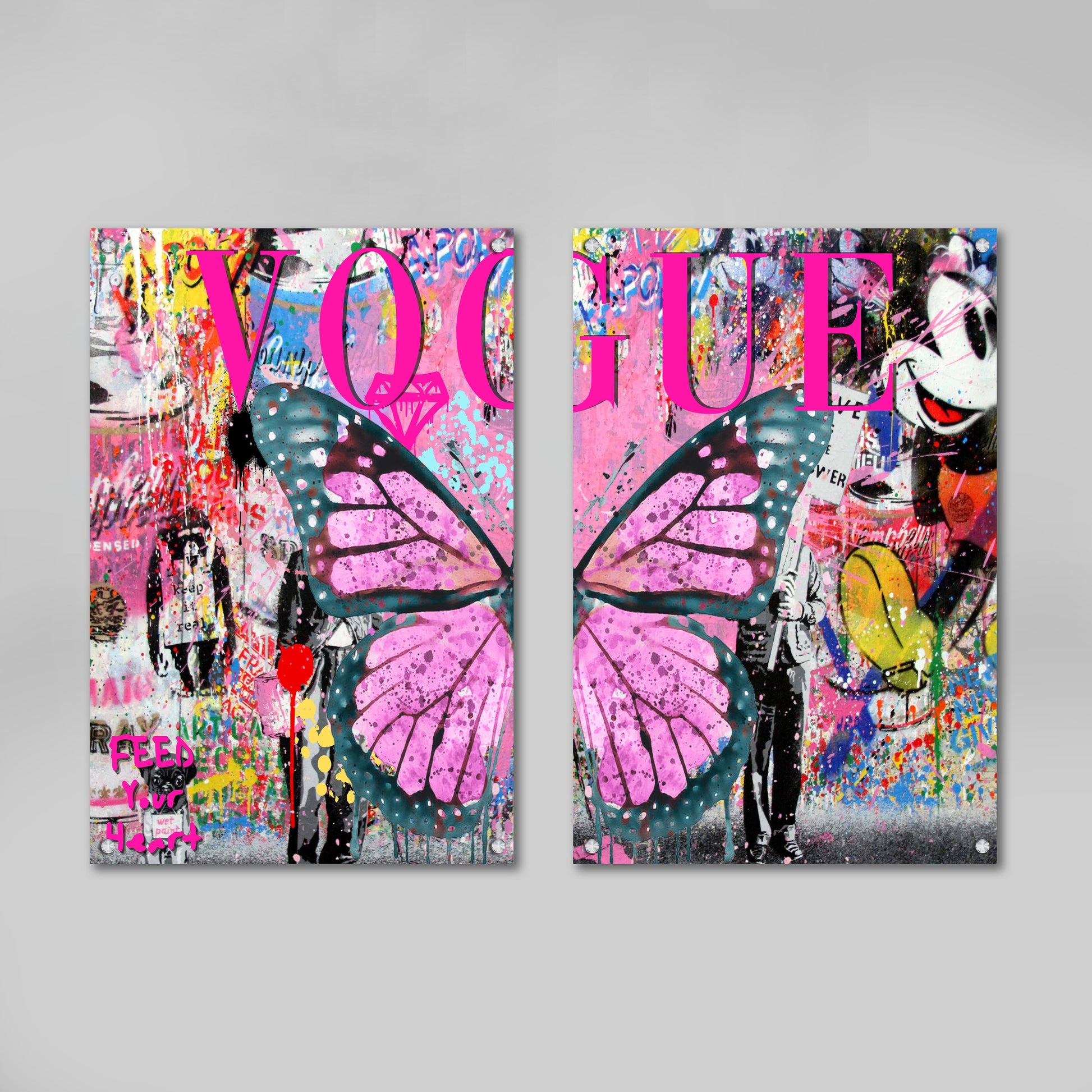 Cuadro Vogue Arte Urbano: Obra de arte díptico que presenta una mariposa rosa vibrante sobre un fondo de graffiti, que incorpora el logotipo de Vogue.