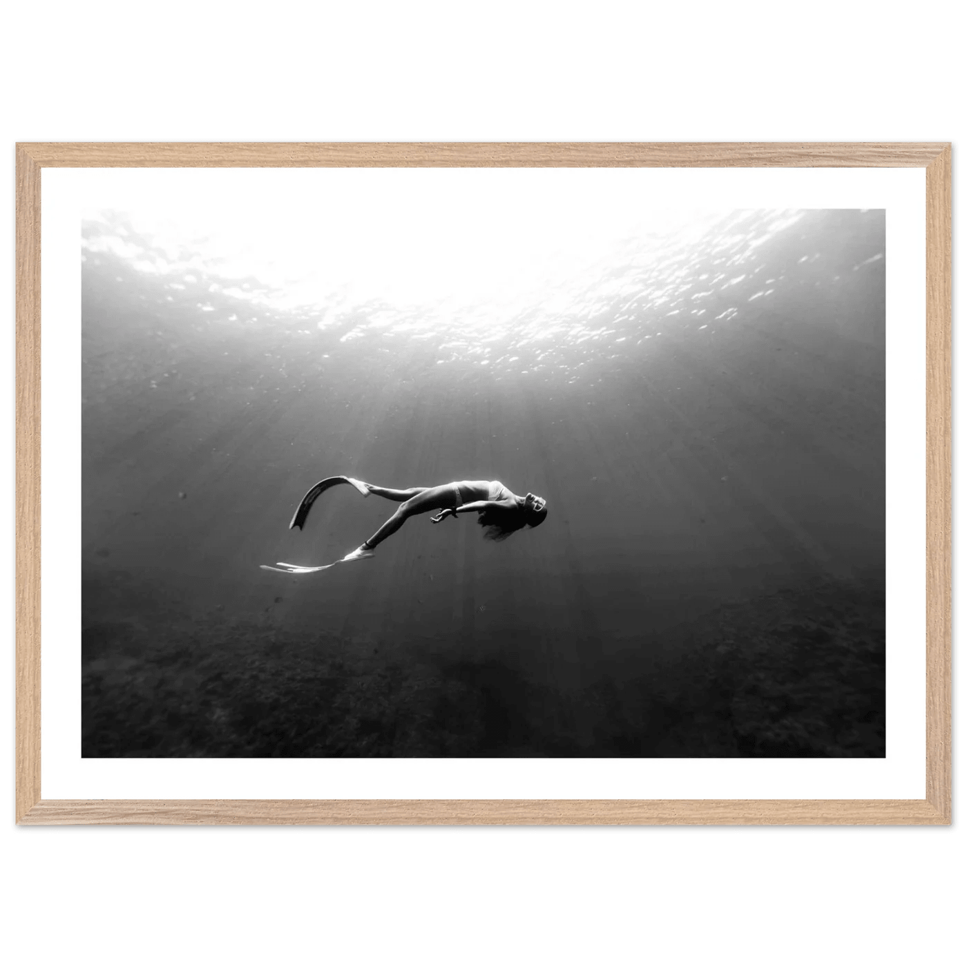 Cuadro Blanco y Negro Mujer Bajo el Agua - La Casa Del Cuadro